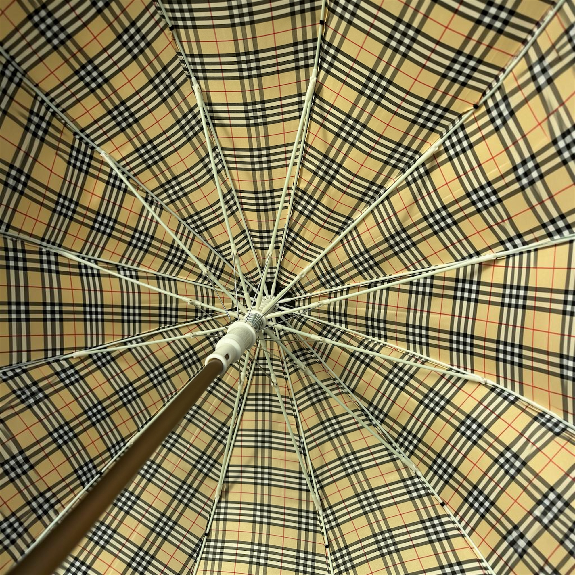 Classic Tartan Design Long Umbrella with Wooden Crook Handle , 12-Rib Traditional Walking Umbrella