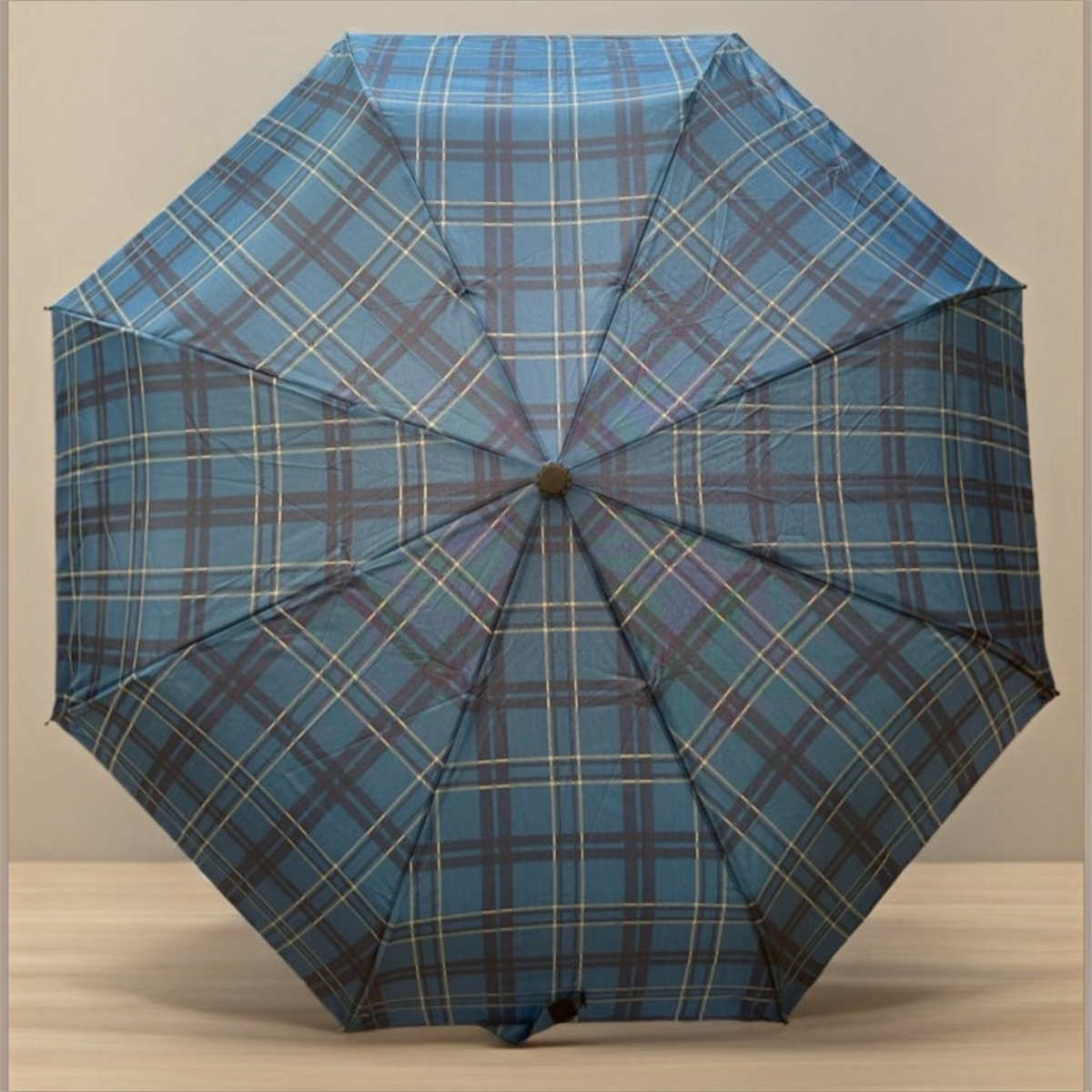 Classic Tartan Compact Travel Umbrella – Auto Open &amp; Close Brolly